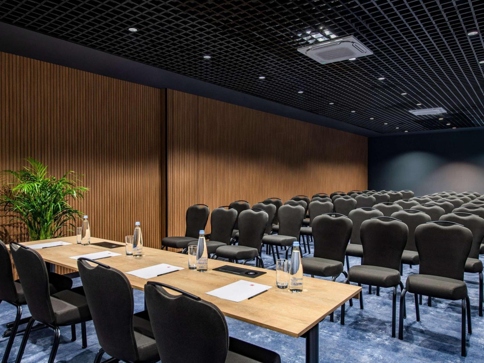 Ibis Tbilisi Airport酒店 外观 照片